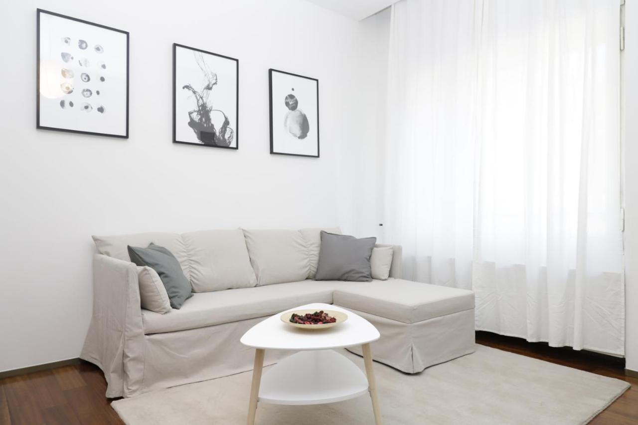Hemeras Boutique Homes - 2 Luxury Apartments In The City Center ミラノ エクステリア 写真