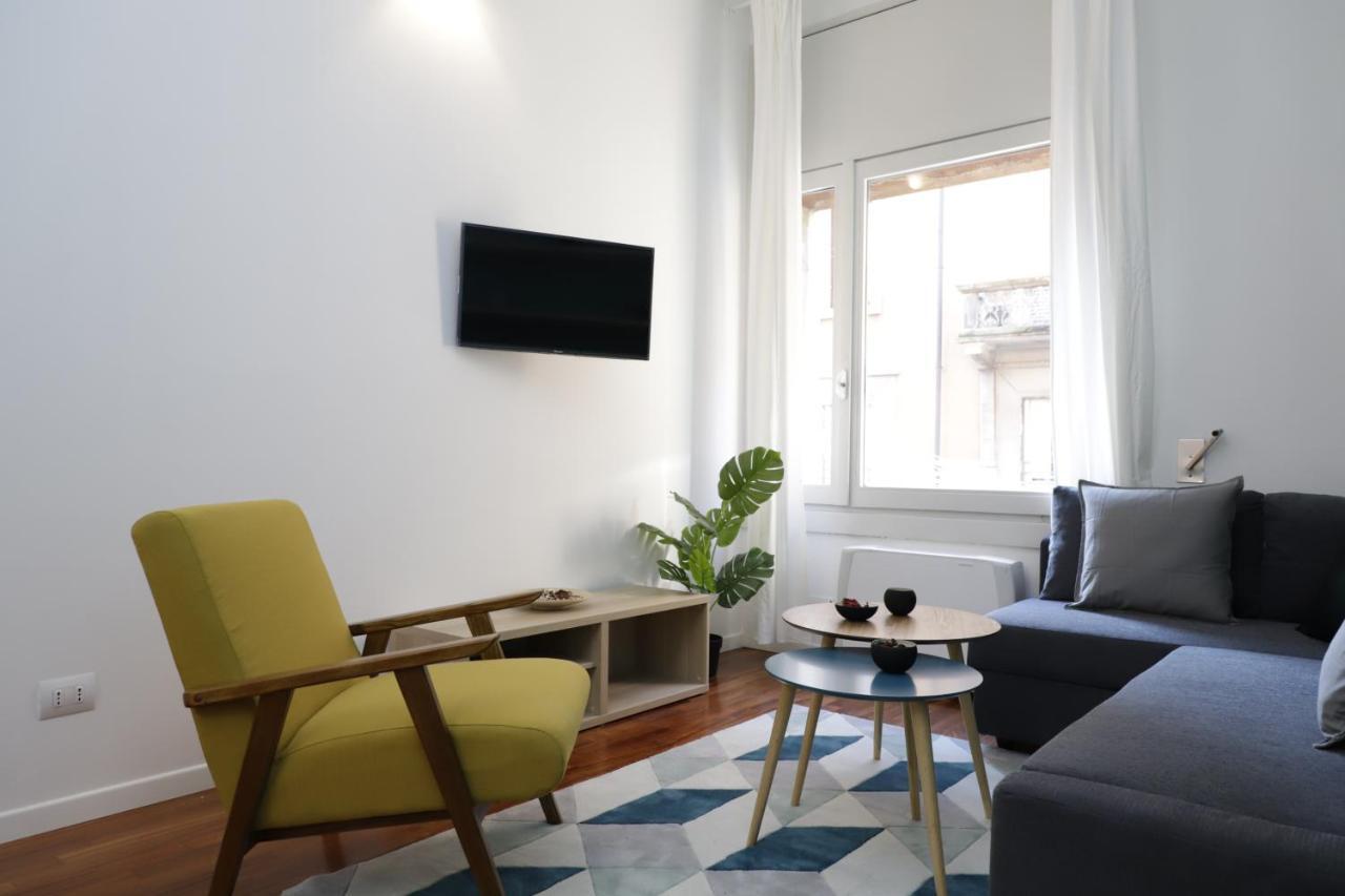 Hemeras Boutique Homes - 2 Luxury Apartments In The City Center ミラノ エクステリア 写真